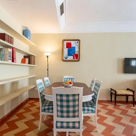 S30 Downtown House With Terrace *